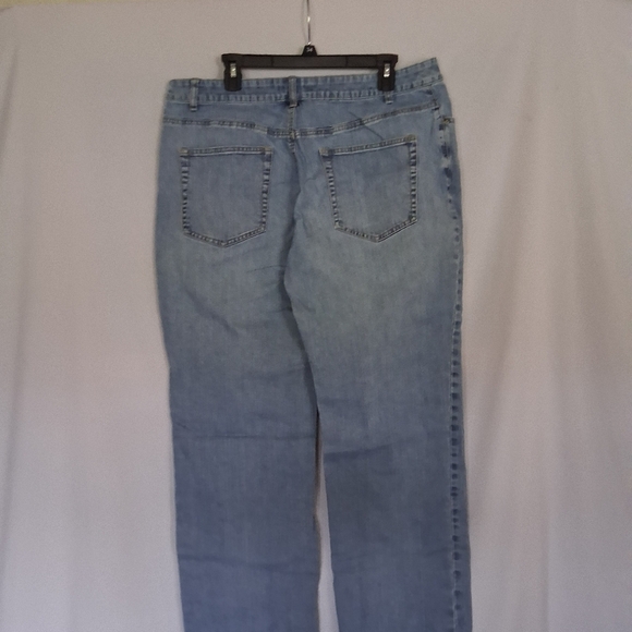 Coldwater Creek Light Blue Straight Leg Jeans - Picture 6 of 6